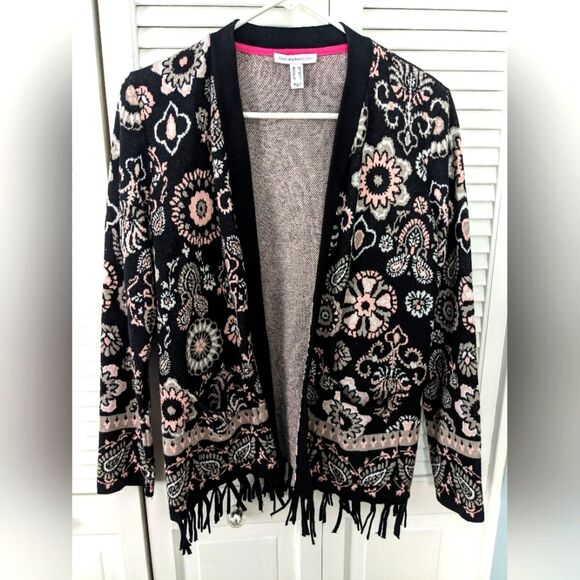 Isaac Mizrahi Sweaters - Isaac Mizrahi Live! Women's sz XS Fringe Black/Pink Floral Open Cardigan Pockets